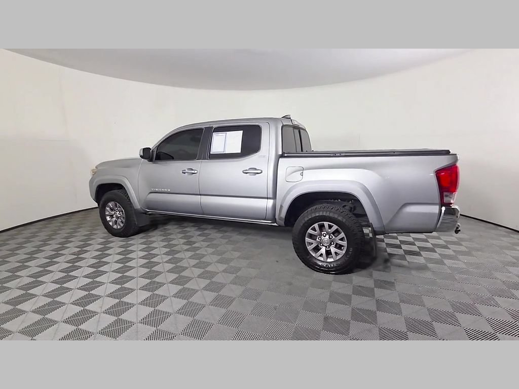 Used 2017 Toyota Tacoma TRD Sport RWD image 45