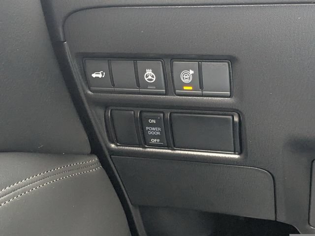 Used 2024 Nissan Armada SL w/ Captain's Chairs Package AWD/4WD image 20