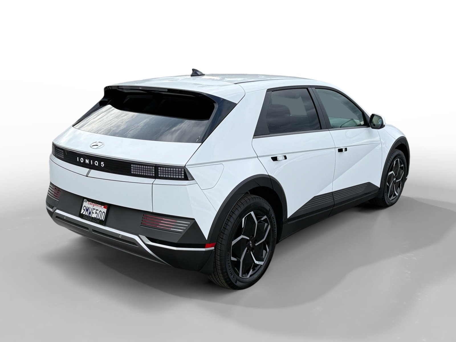 Certified 2024 Hyundai Ioniq 5 SEL image 5