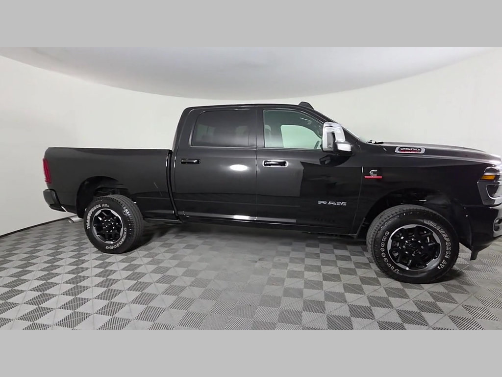 Used 2026 RAM 2500 Laramie AWD/4WD image 35