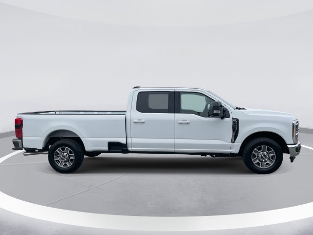 New 2026 Ford F350 Lariat RWD image 3