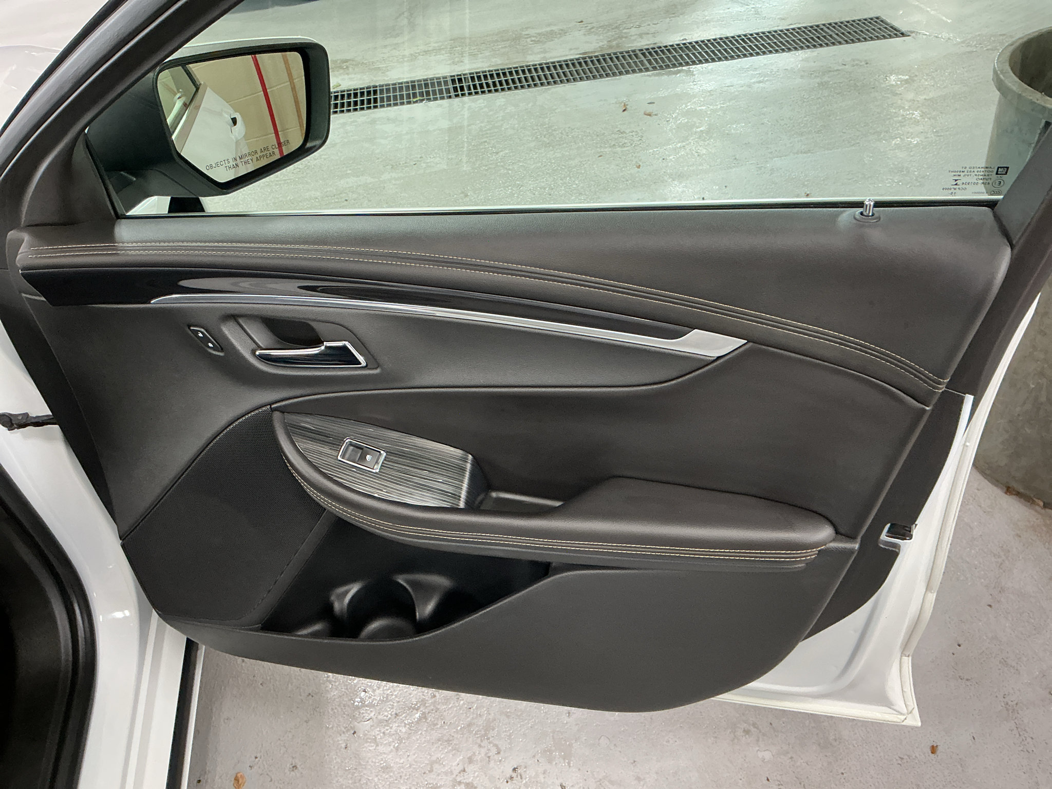 Used 2016 Chevrolet Impala LT FWD image 14