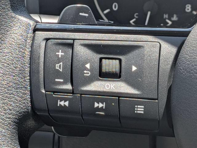 Certified 2023 Nissan Rogue SV AWD/4WD image 16