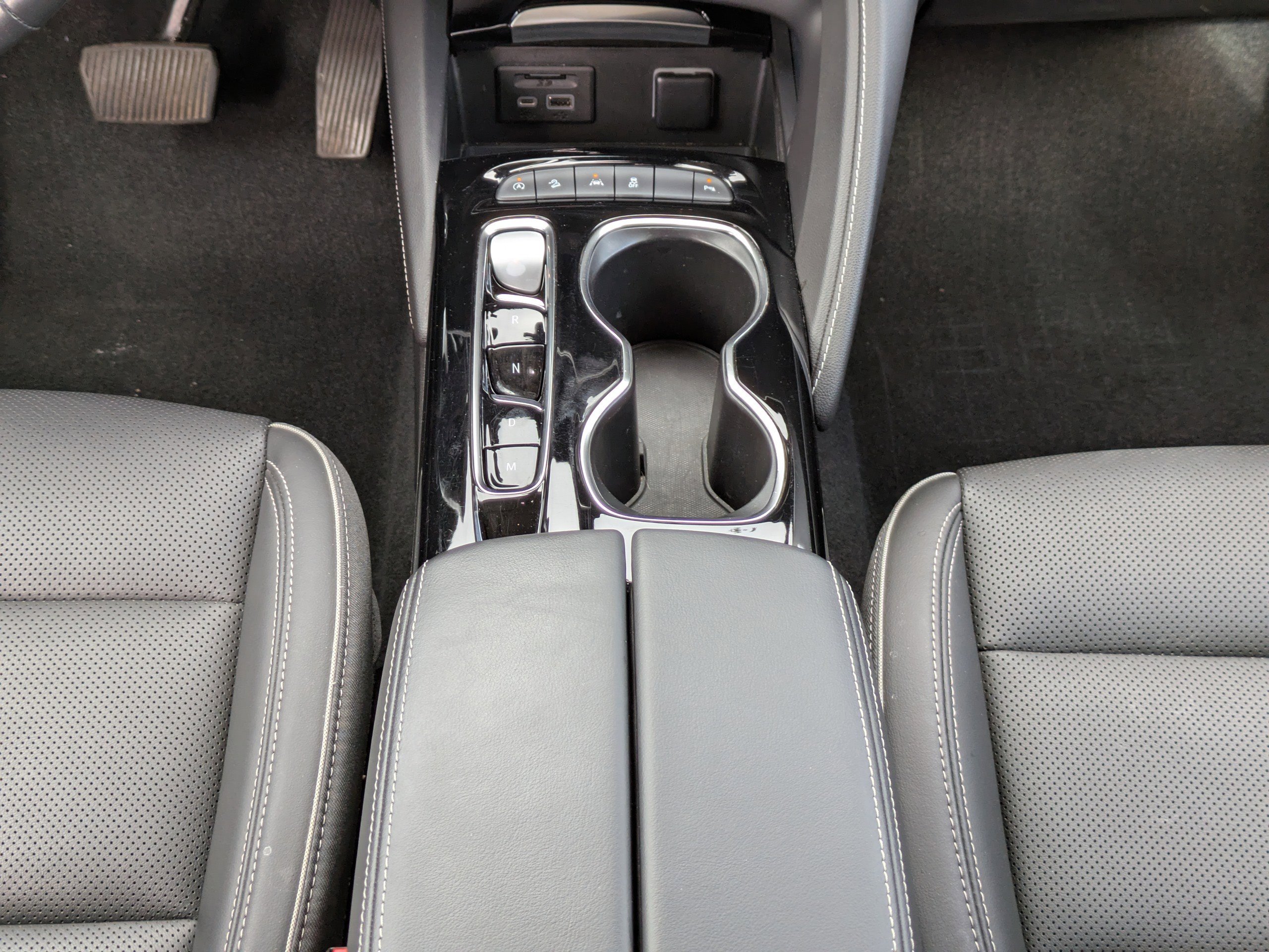 Used 2022 Buick Envision Essence w/ Technology Package I image 21