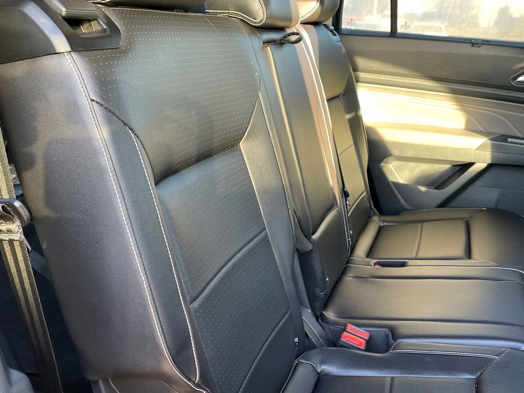 Used 2021 Volkswagen Atlas SE image 14