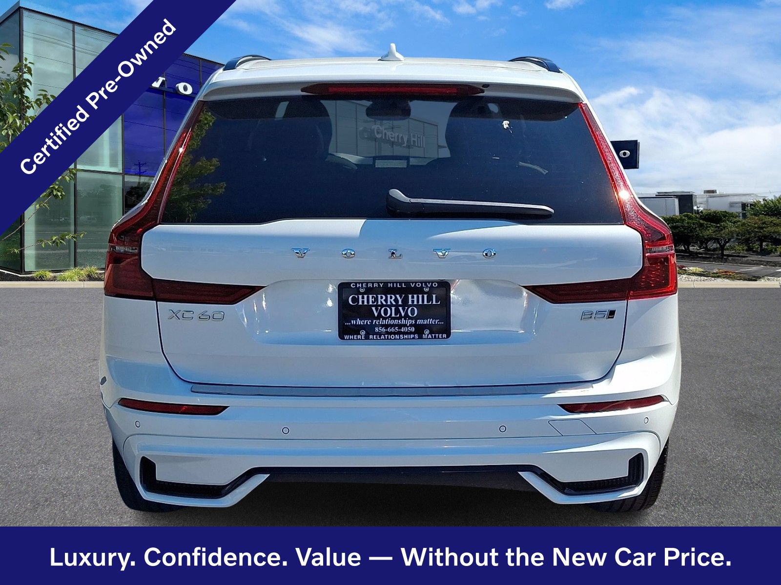 Certified 2026 Volvo XC60 B5 Plus AWD/4WD image 6