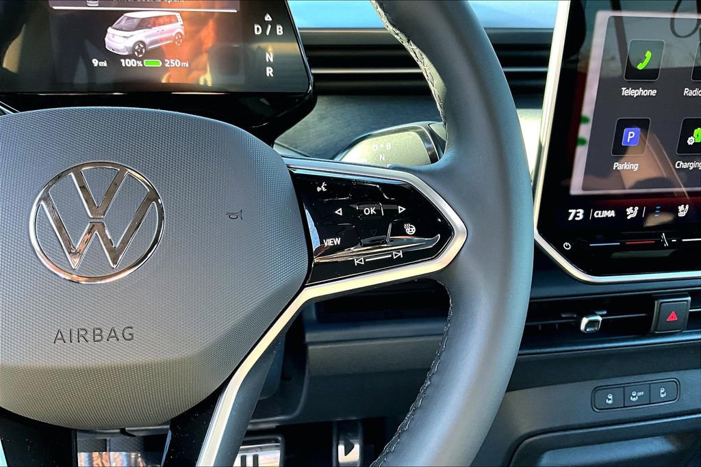 Certified 2025 Volkswagen ID. Buzz Pro S image 23