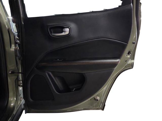 Used 2019 Jeep Compass Limited w/ Advanced Safety Group image 20