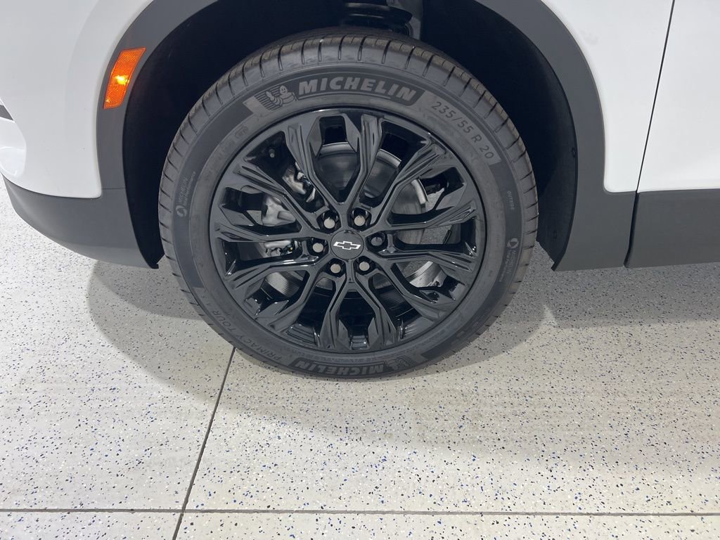 New 2026 Chevrolet Blazer LT w/ LPO, Black Sport Package image 13