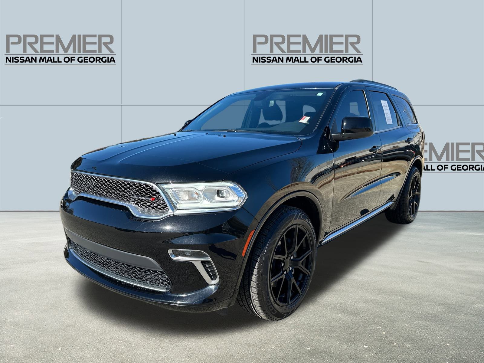 Used 2022 Dodge Durango SXT w/ Anodized Platinum Package