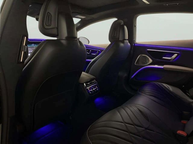 Used 2023 Mercedes-Benz EQS 580 4MATIC Sedan image 25