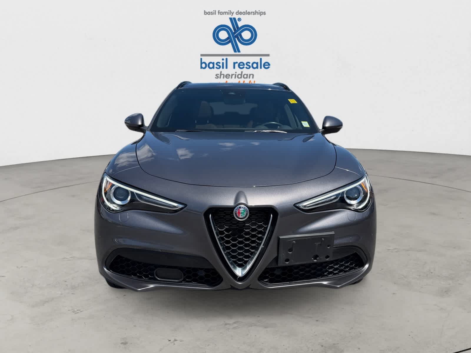 Used 2023 Alfa Romeo Stelvio Ti AWD/4WD image 9