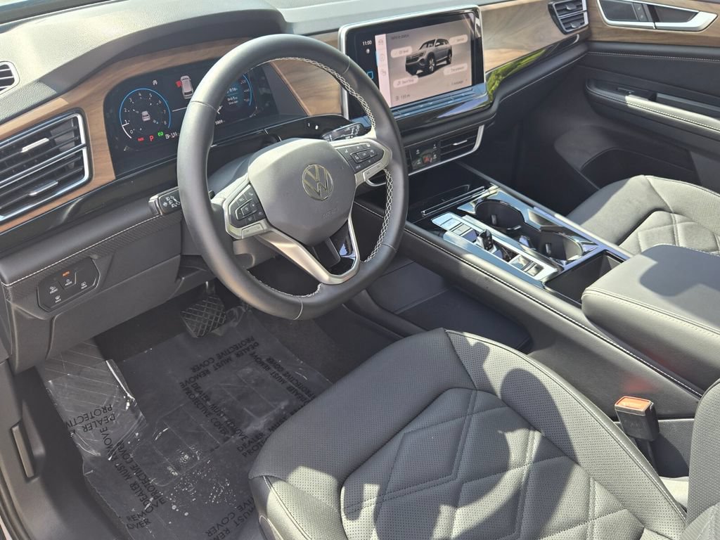 Certified 2026 Volkswagen Atlas SE FWD image 11