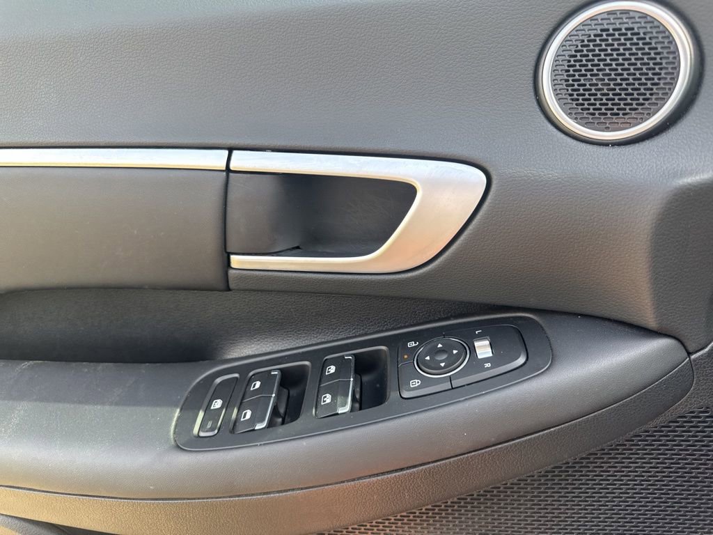 Used 2025 Hyundai Sonata SEL image 14