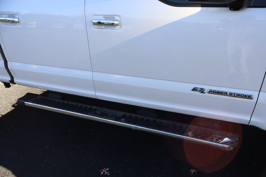 Used 2019 Ford F350 Lariat w/ Lariat Ultimate Package AWD/4WD image 22