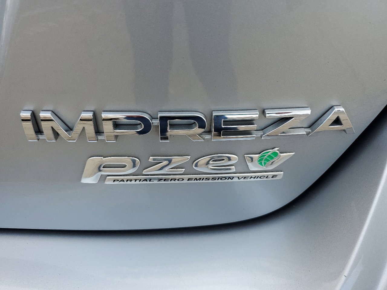 Used 2014 Subaru Impreza 2.0i Premium image 15