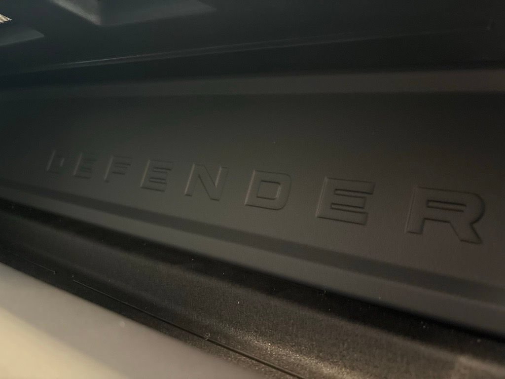 New 2026 Land Rover Defender 90 X-Dynamic SE AWD/4WD image 33