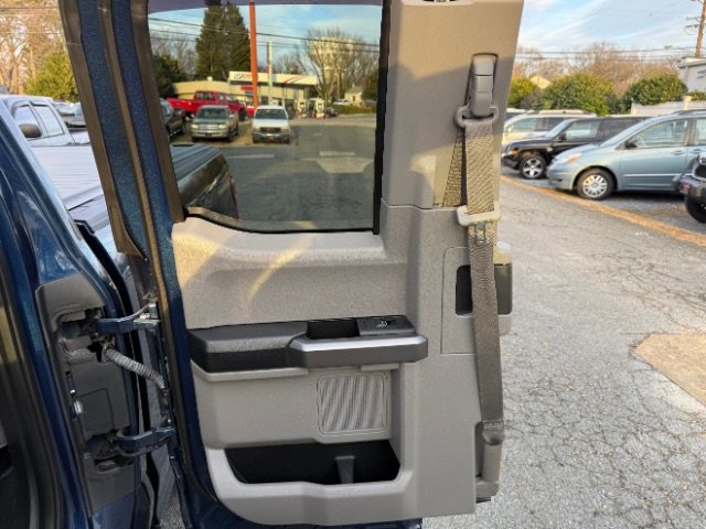 Used 2018 Ford F150 XLT w/ Equipment Group 302A Luxury image 16