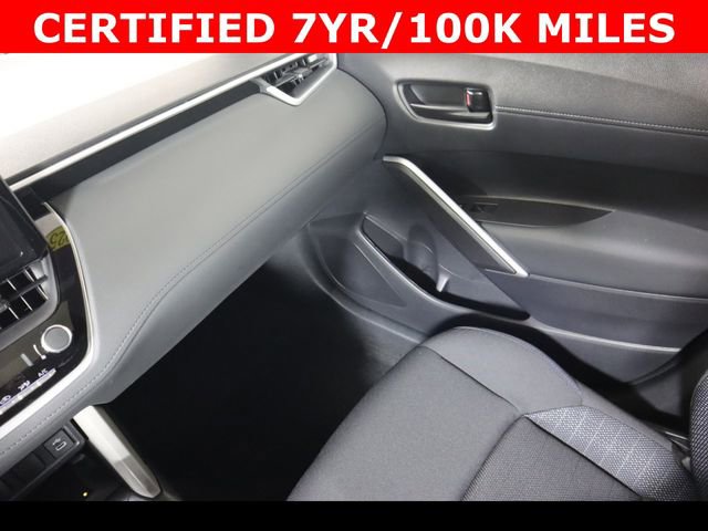 Used 2025 Toyota Corolla Cross AWD Hybrid w/ Moonroof Package image 16