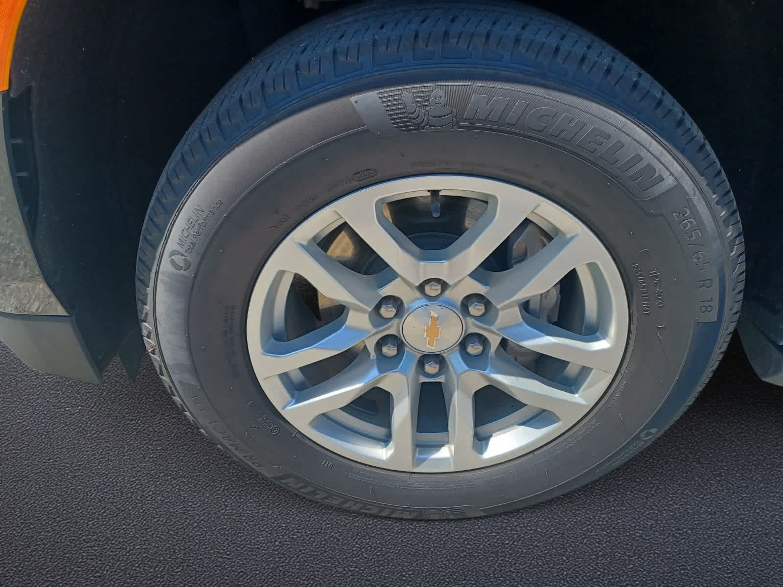 Used 2024 Chevrolet Suburban LT AWD/4WD image 25