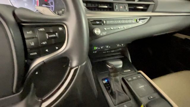 Used 2021 Lexus ES 250 w/ Premium Package AWD/4WD image 32