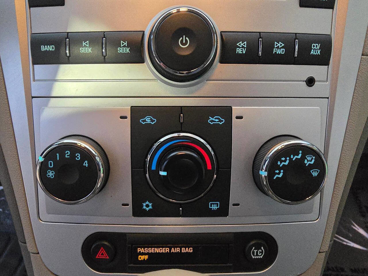 Used 2011 Chevrolet Malibu LS image 37