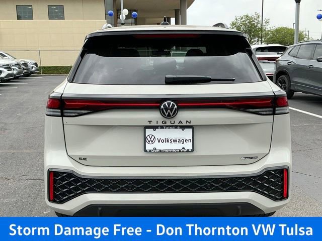 New 2026 Volkswagen Tiguan SE R-Line AWD/4WD image 4