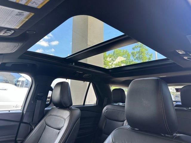 Used 2020 Ford Explorer Limited RWD image 17