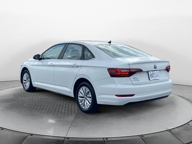 Used 2019 Volkswagen Jetta SE image 3