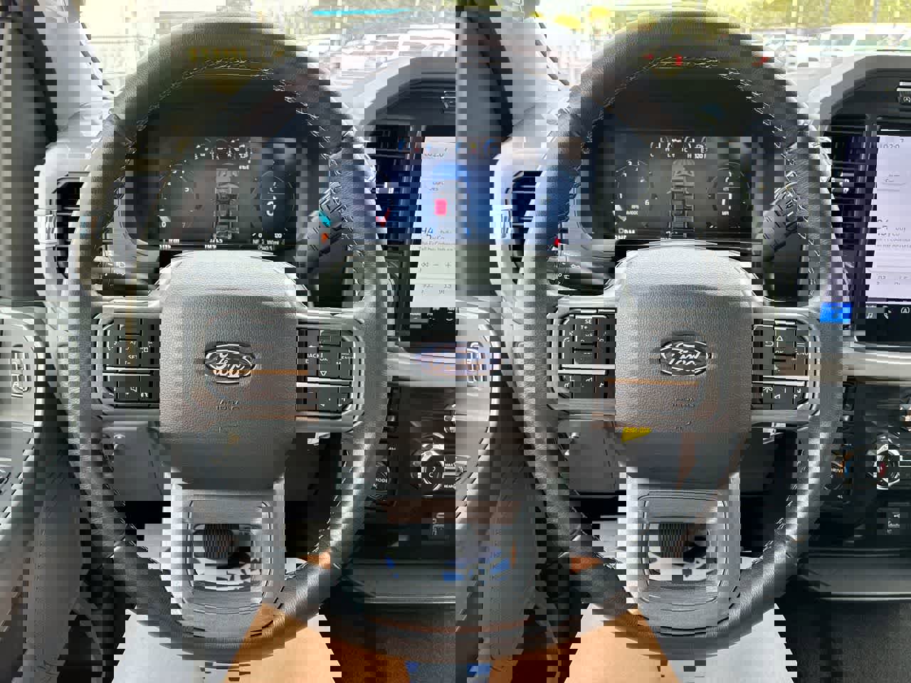 Used 2024 Ford F150 XLT image 11