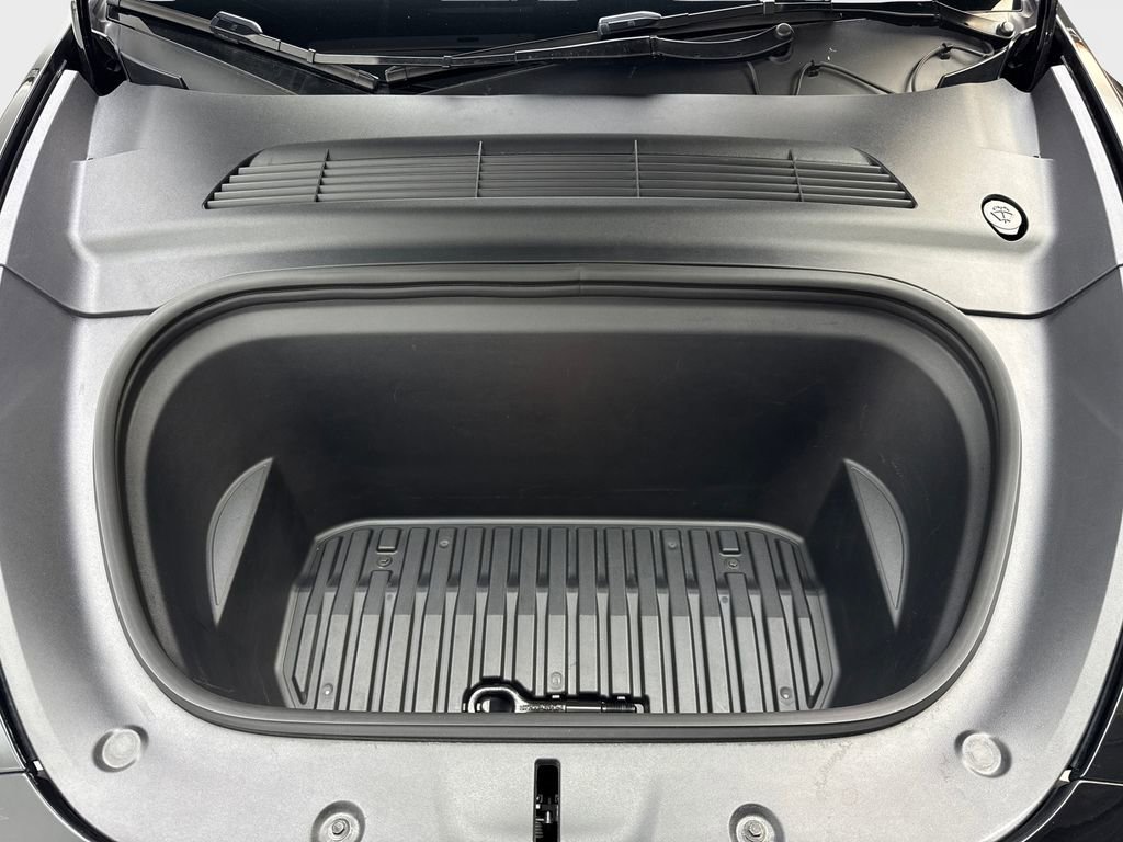 Used 2024 Tesla Model Y Performance AWD/4WD image 68