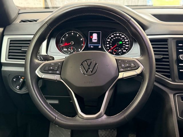 Used 2021 Volkswagen Atlas Cross Sport SE w/ Panoramic Sunroof Package FWD image 15