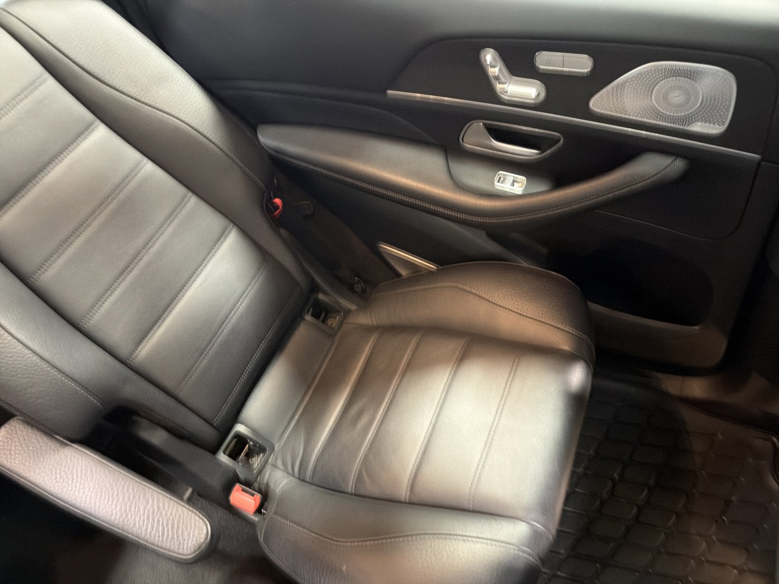 Used 2021 Mercedes-Benz GLS 580 4MATIC image 14