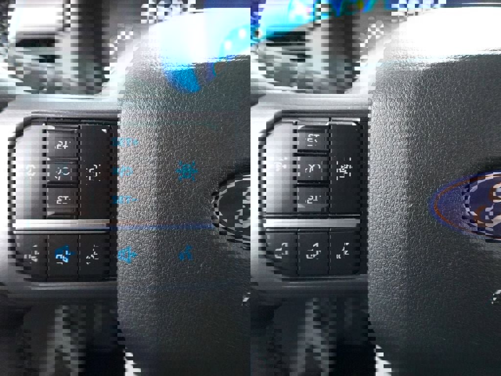 Used 2025 Ford F150 XLT w/ Equipment Group 301A Standard image 9