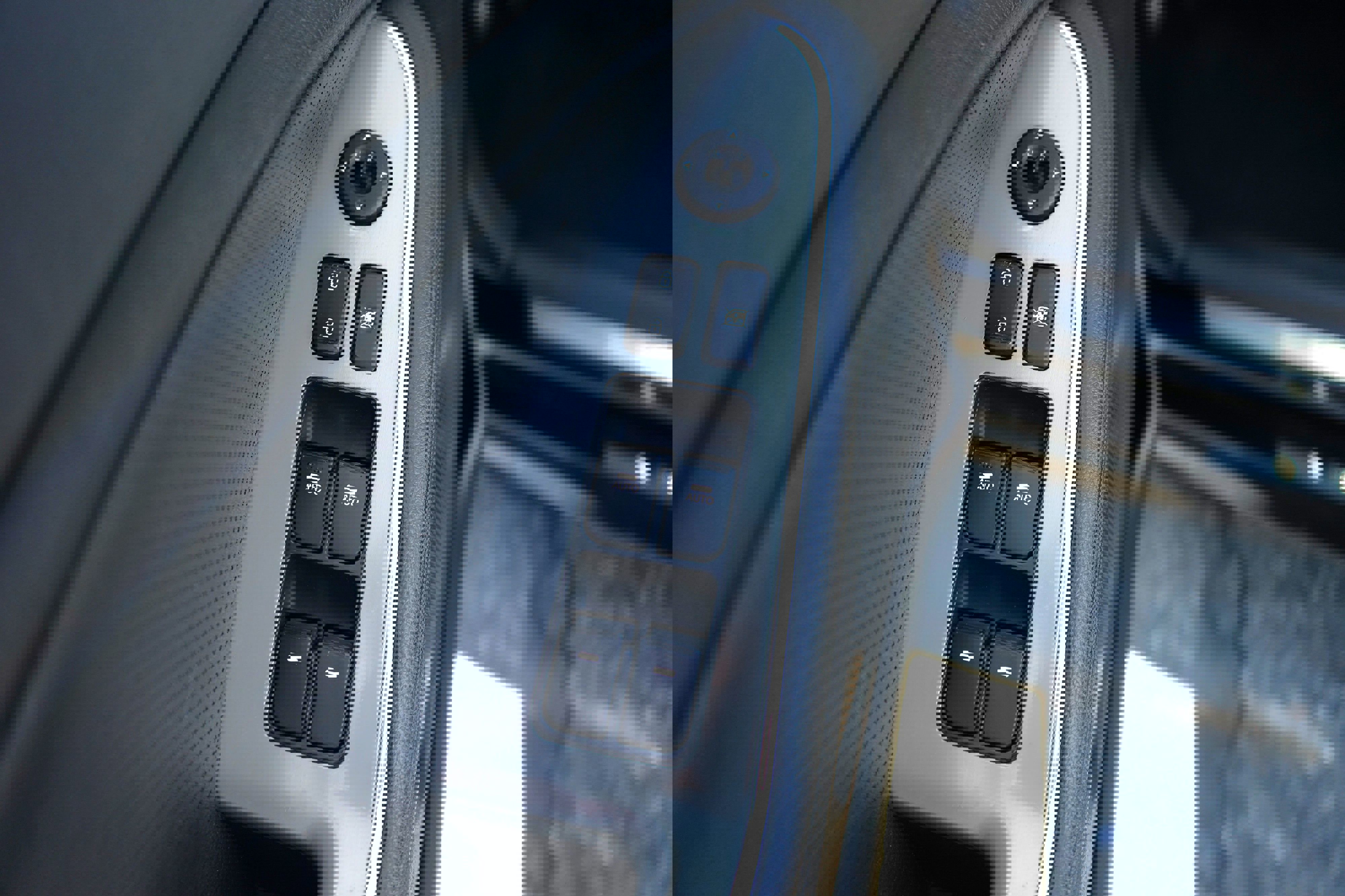 Used 2015 Kia Optima SX image 11