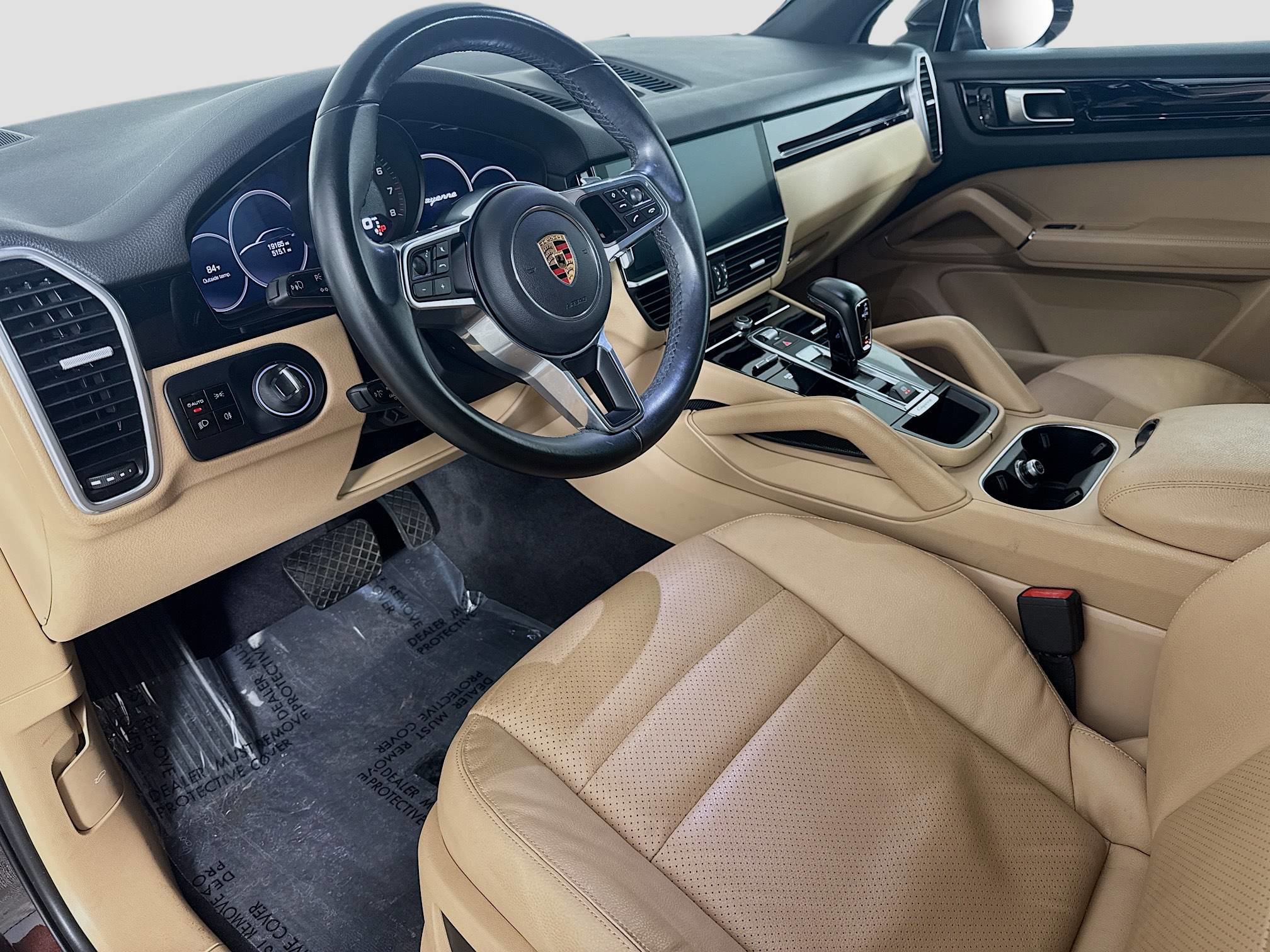 Used 2020 Porsche Cayenne image 21