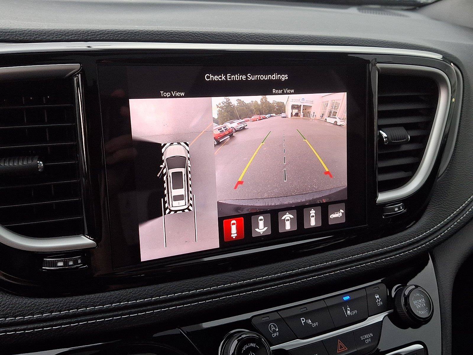 New 2027 Chrysler Pacifica Limited AWD/4WD image 14