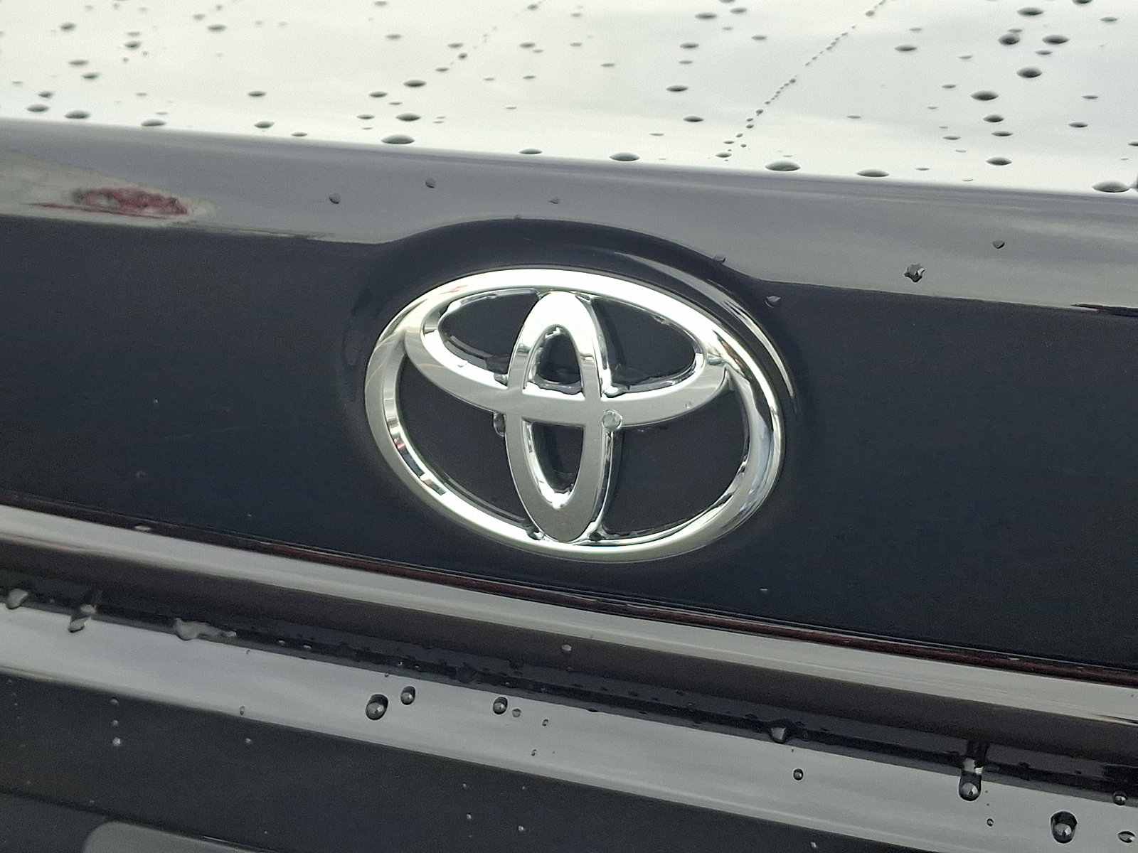 Used 2024 Toyota Corolla LE image 29