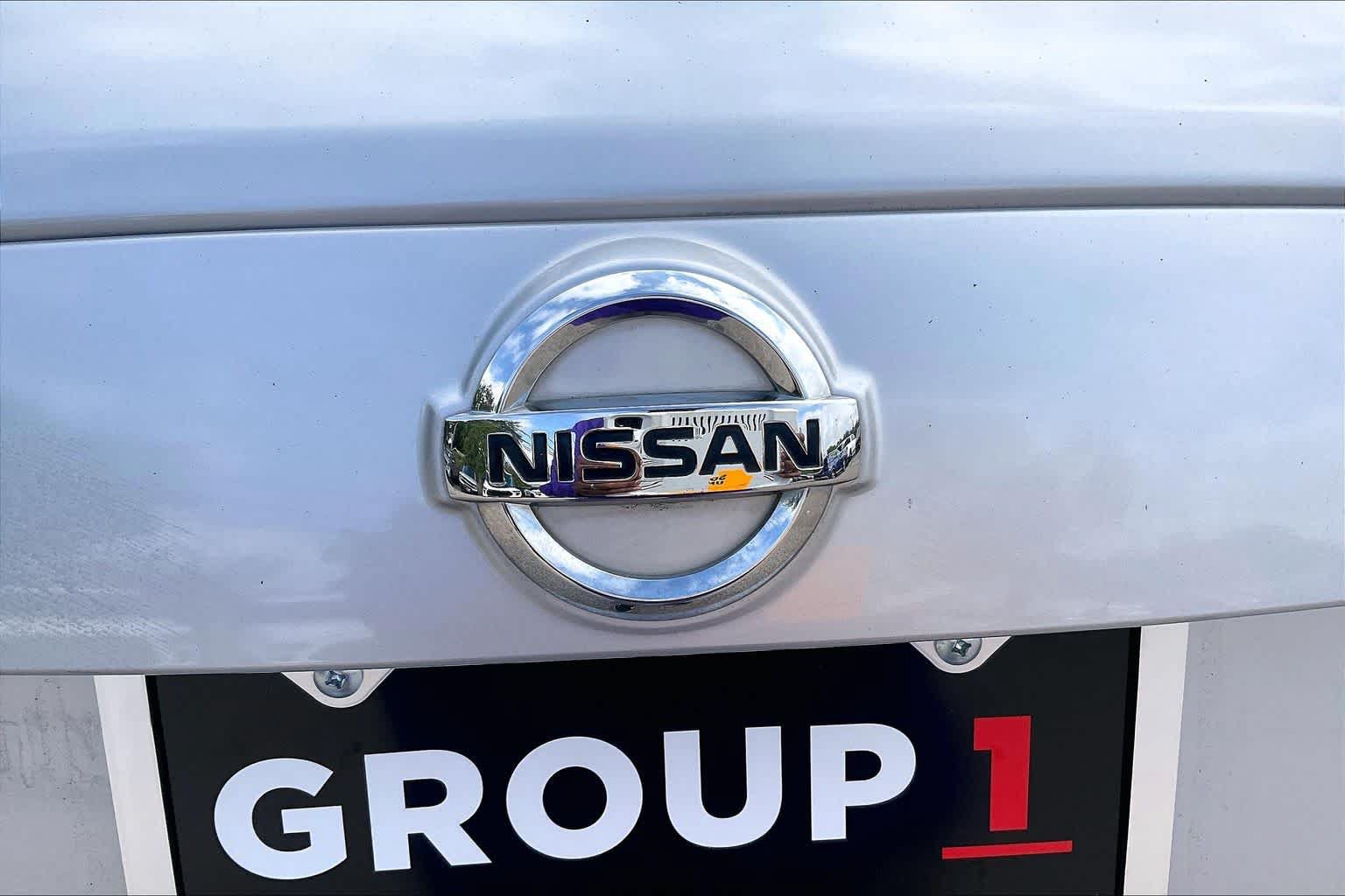 Used 2017 Nissan Juke S FWD image 31