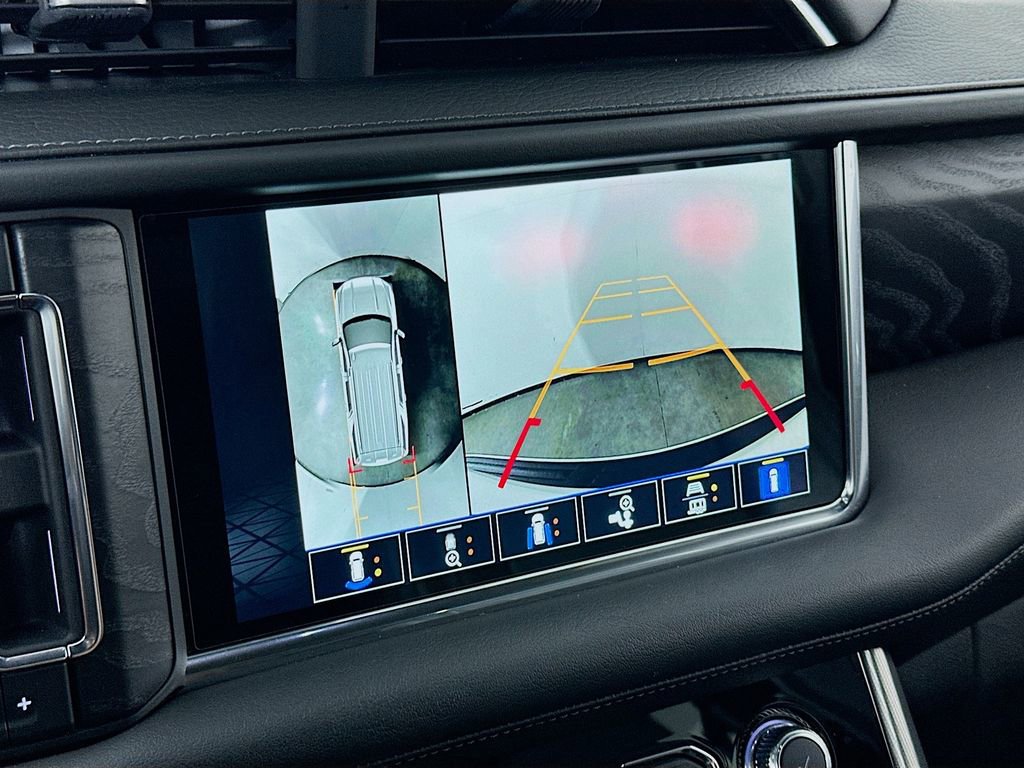 Used 2022 GMC Yukon Denali image 17