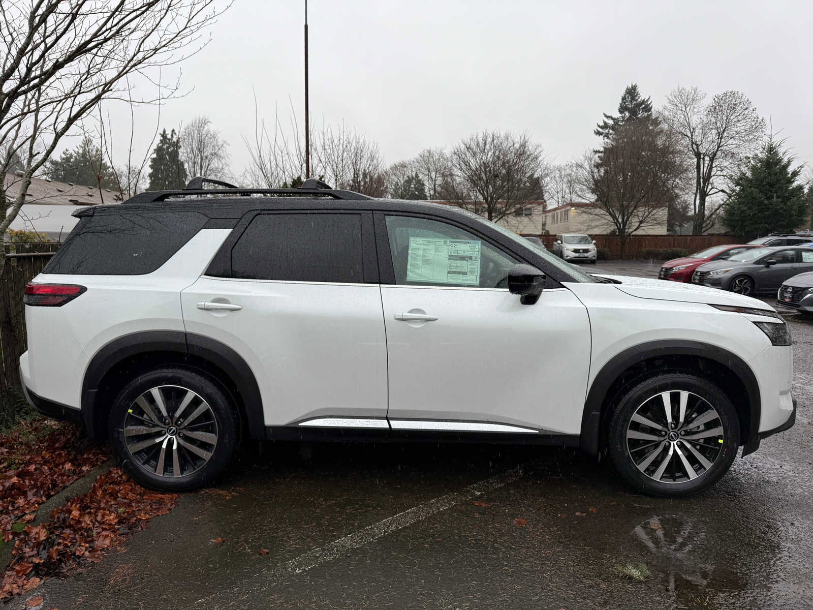 New 2025 Nissan Pathfinder Platinum w/ Cargo Package image 4