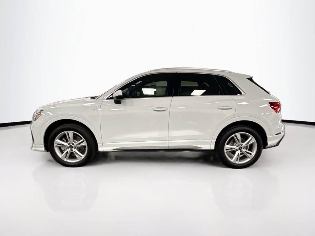 Certified 2024 Audi Q3 2.0T Premium Plus image 8