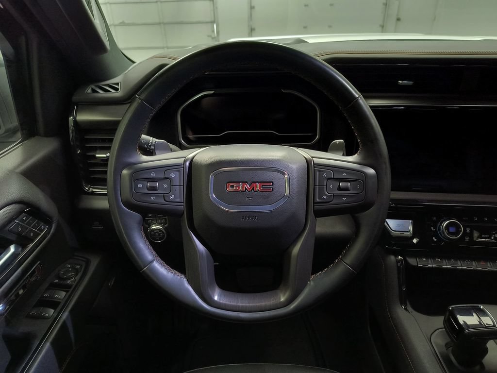 Used 2023 GMC Sierra 1500 AT4 w/ AT4 Premium Package AWD/4WD image 28