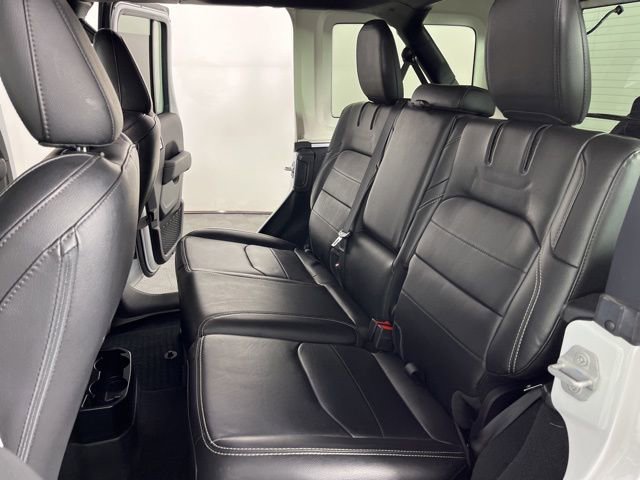 Used 2022 Jeep Wrangler Unlimited Sahara w/ Cold Weather Group image 40