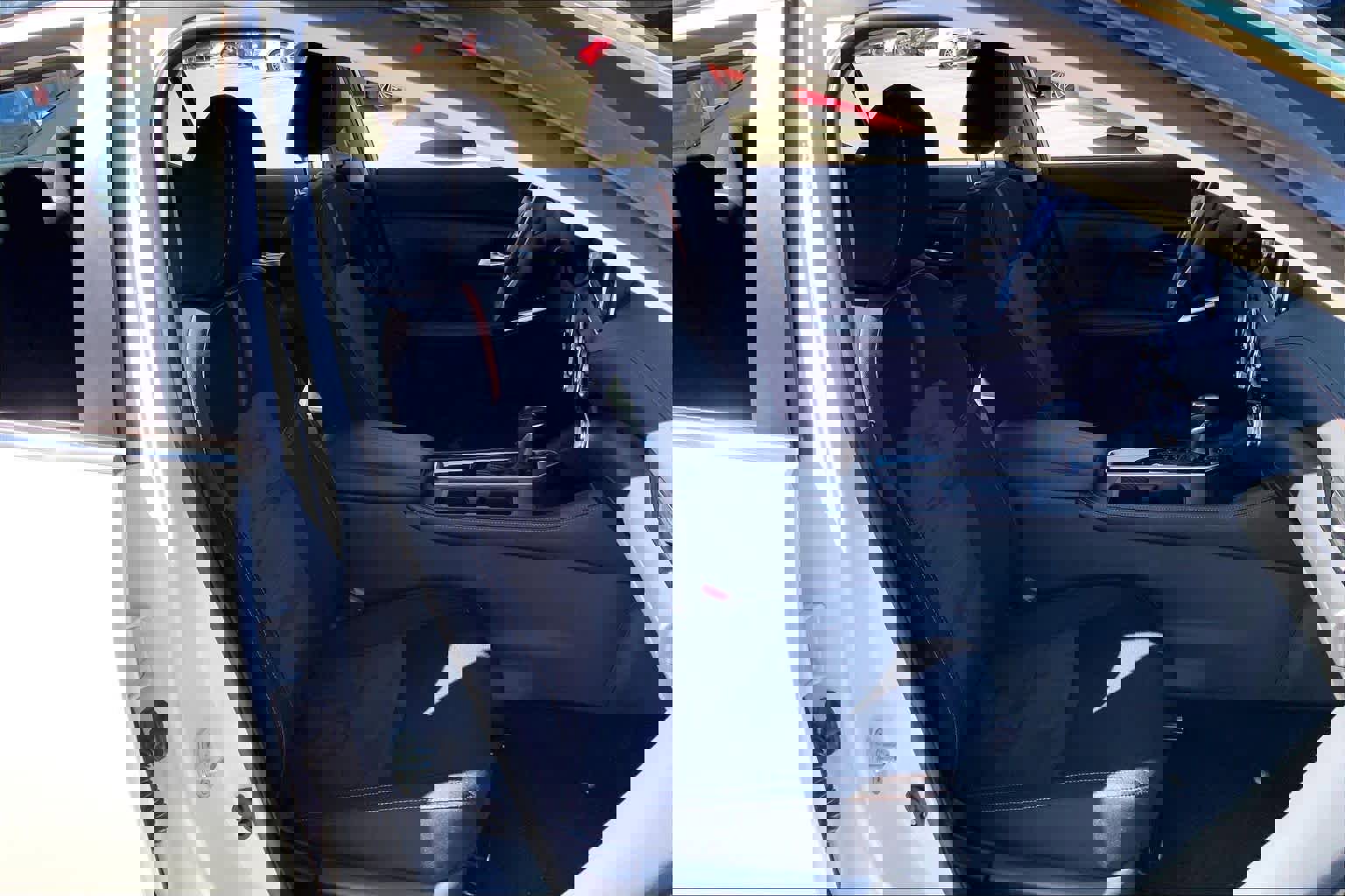 Used 2022 Nissan Sentra SR w/ Midnight Edition image 8