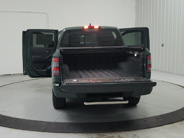 Used 2023 Nissan Frontier SV w/ SV Convenience Package RWD image 15