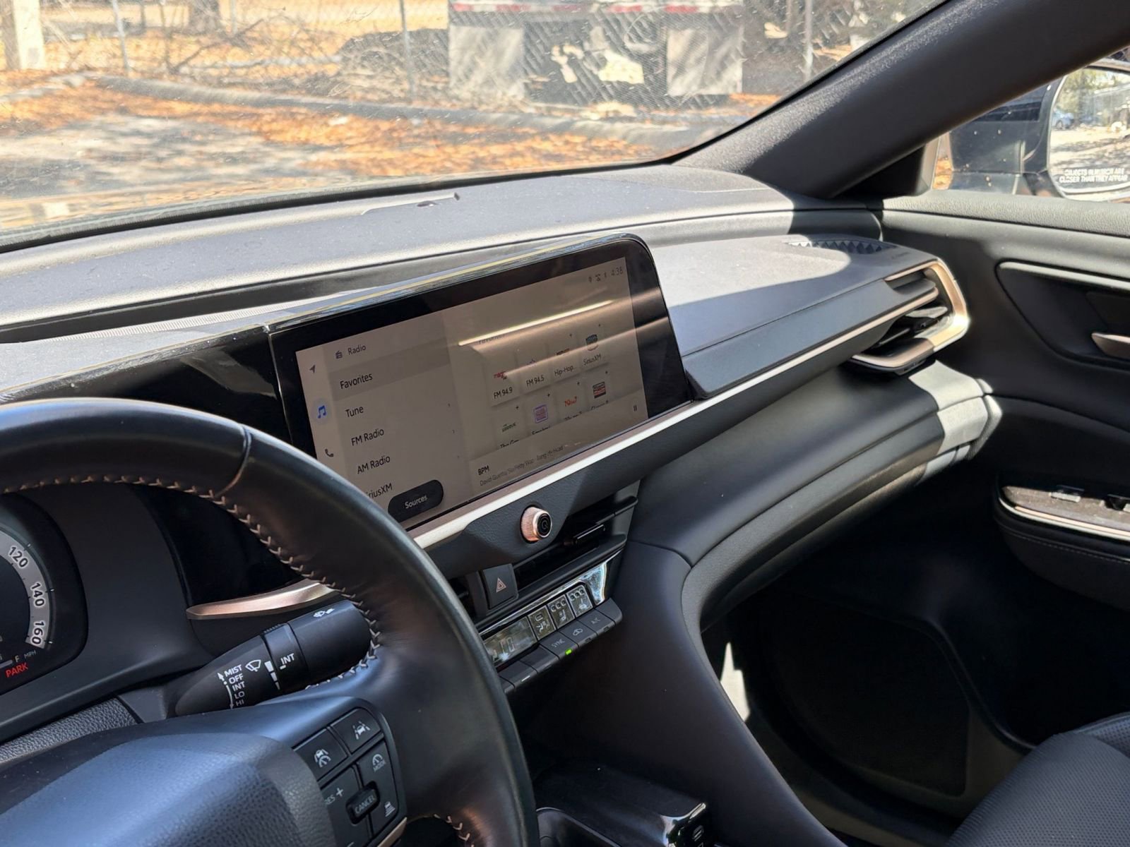 Used 2025 Toyota Crown XLE image 31