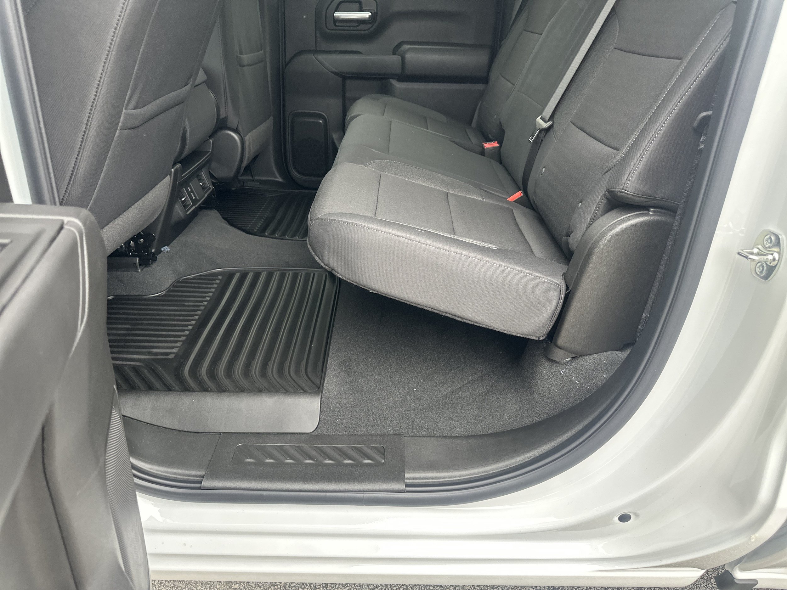 New 2026 Chevrolet Silverado 1500 Custom Trail Boss w/ LPO, Dark Essentials Package AWD/4WD image 20
