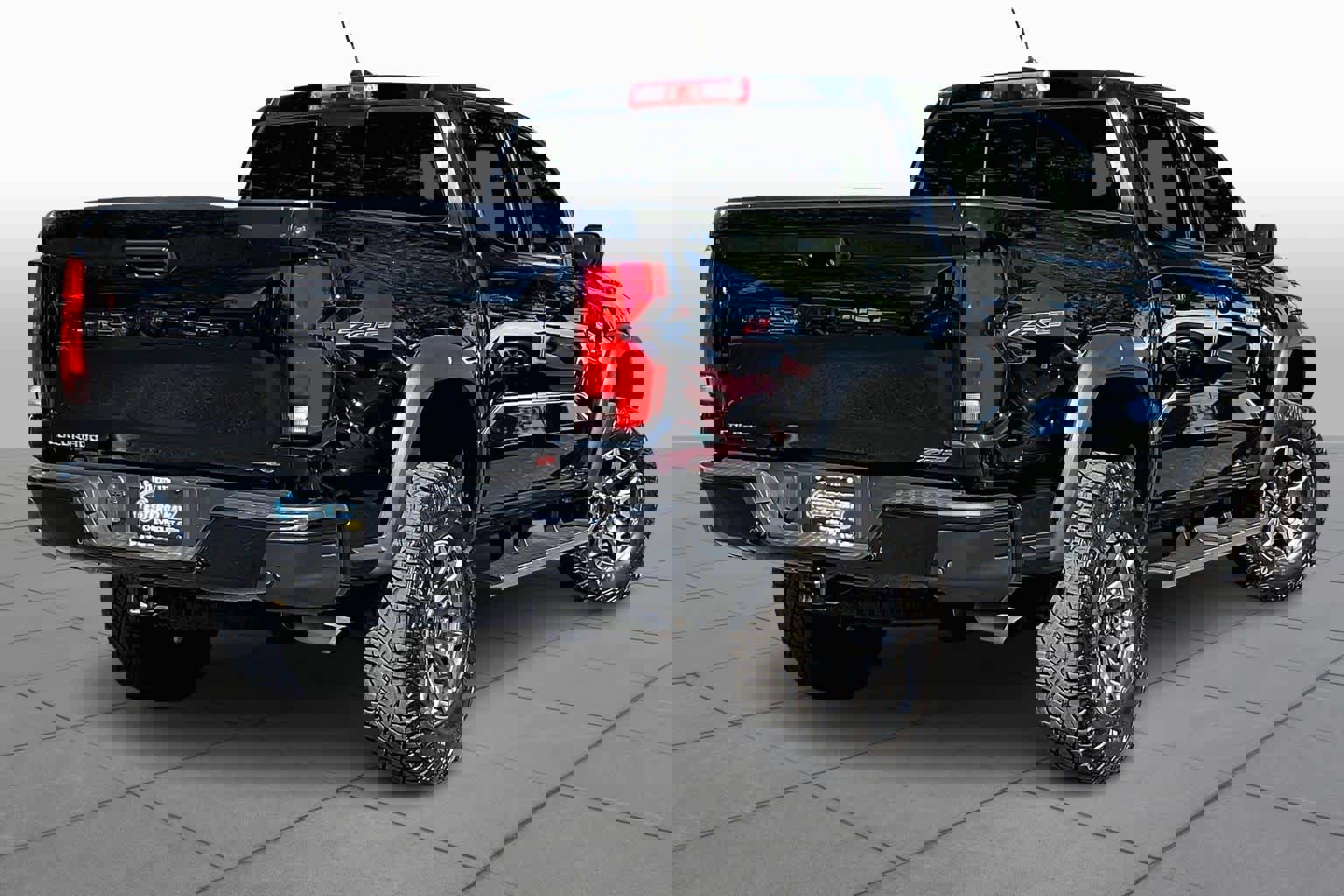 Certified 2024 Chevrolet Colorado ZR2 w/ ZR2 Convenience Package III image 13