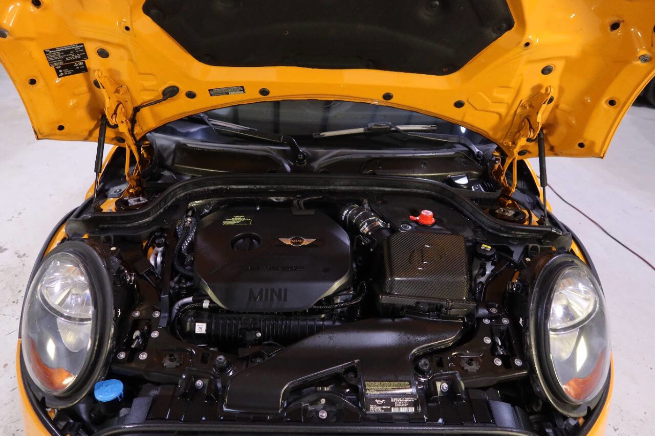 Used 2015 MINI Cooper S image 9